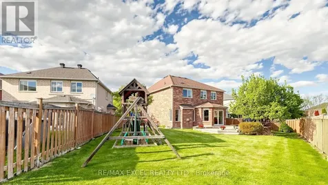 68 Chestertown Square Markham (berczy) ON L6C 2R4