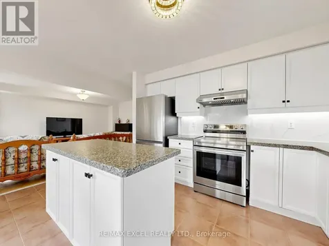 68 Chestertown Square Markham (berczy) ON L6C 2R4