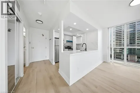 265 Enfield Place Mississauga ON L5B 3Y7