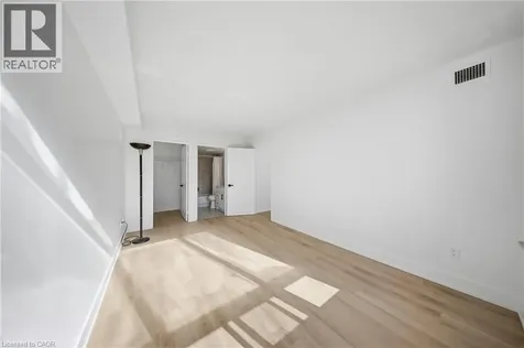 265 Enfield Place Mississauga ON L5B 3Y7