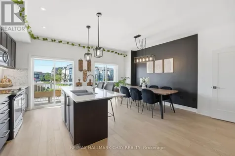 29 Shelburne Avenue Wasaga Beach ON L9Z 0J4