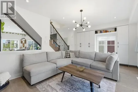 29 Shelburne Avenue Wasaga Beach ON L9Z 0J4
