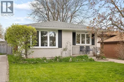 26 Tutton Place Cambridge ON N1R 4S8