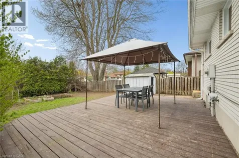26 Tutton Place Cambridge ON N1R 4S8