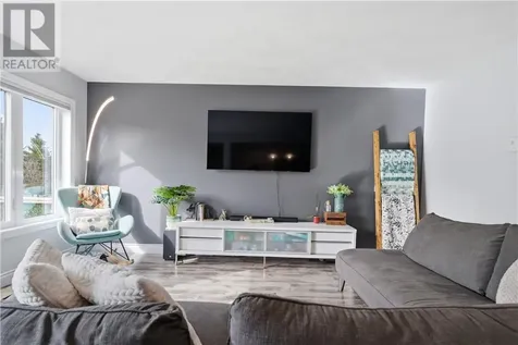 113 Billiards Way Sudbury ON p3e 0e9