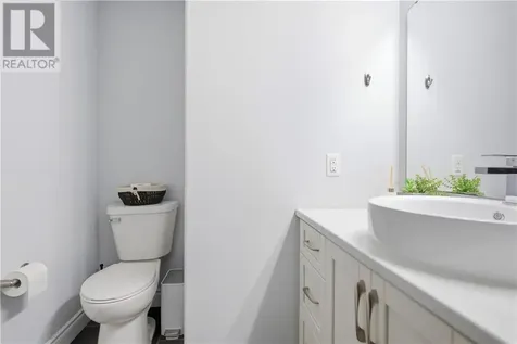 113 Billiards Way Sudbury ON p3e 0e9