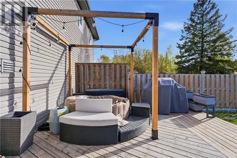 113 Billiards Way Sudbury ON p3e 0e9