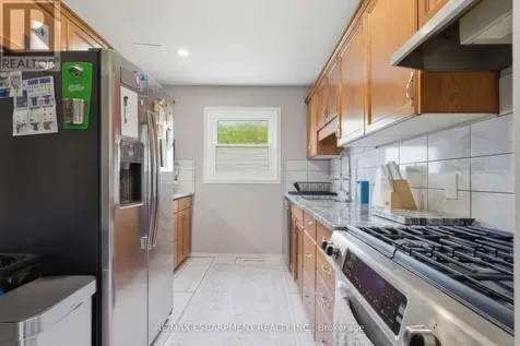 653 Albert Street Waterloo ON N2L 3V5
