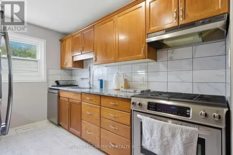 653 Albert Street Waterloo ON N2L 3V5