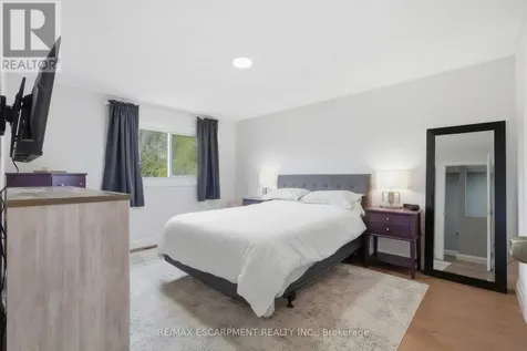 653 Albert Street Waterloo ON N2L 3V5