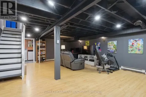 653 Albert Street Waterloo ON N2L 3V5