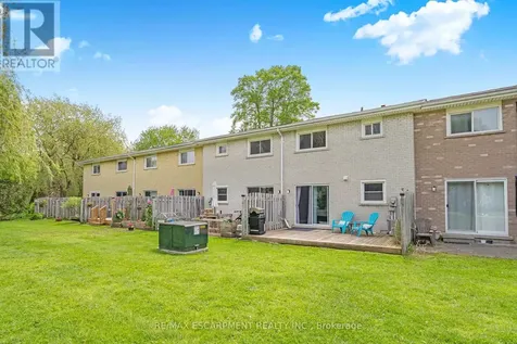 653 Albert Street Waterloo ON N2L 3V5