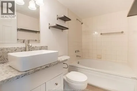 75 Riverside Drive East Windsor ON N9A 7C4