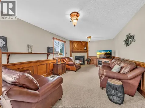 11 Rudgate Lane North Leamington ON N8H 4Y9