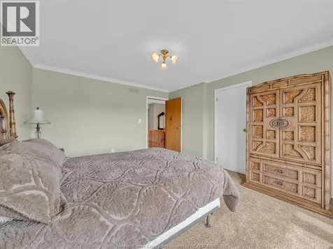 11 Rudgate Lane North Leamington ON N8H 4Y9