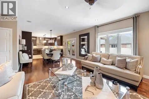 2105 Washington Boulevard Lasalle ON N9H 1Y5