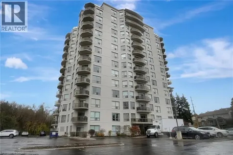 255 Keats Way Waterloo ON N2L 6N6
