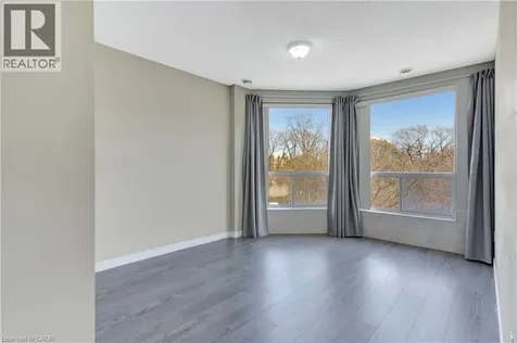 255 Keats Way Waterloo ON N2L 6N6
