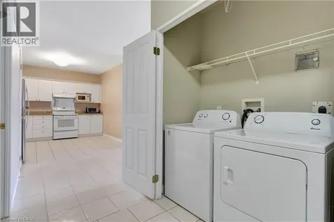255 Keats Way Waterloo ON N2L 6N6