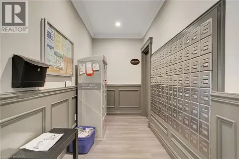 255 Keats Way Waterloo ON N2L 6N6