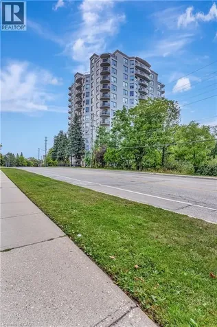 255 Keats Way Waterloo ON N2L 6N6