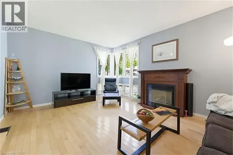 30 Jerome Park Drive Dundas ON L9H 6H2