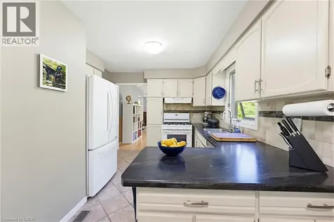 30 Jerome Park Drive Dundas ON L9H 6H2