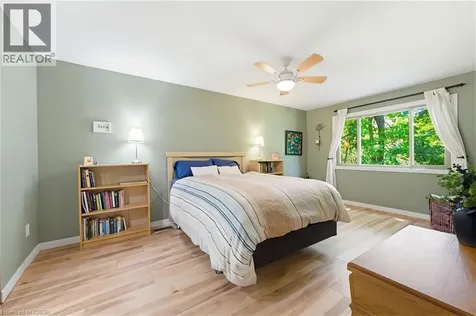 30 Jerome Park Drive Dundas ON L9H 6H2