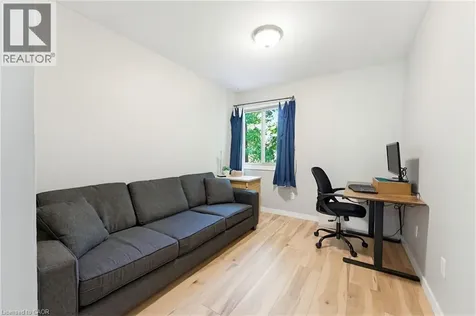 30 Jerome Park Drive Dundas ON L9H 6H2