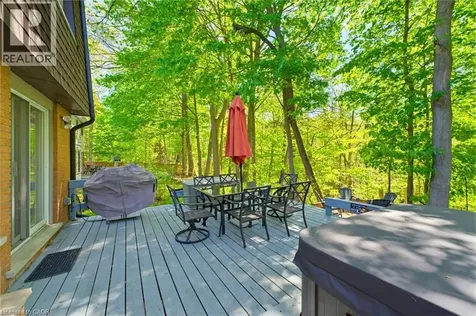 30 Jerome Park Drive Dundas ON L9H 6H2