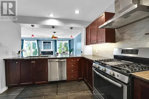 937 Markwick Crescent Ottawa ON K4A 4J1