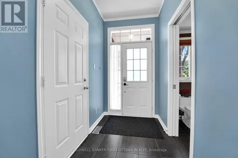 937 Markwick Crescent Ottawa ON K4A 4J1