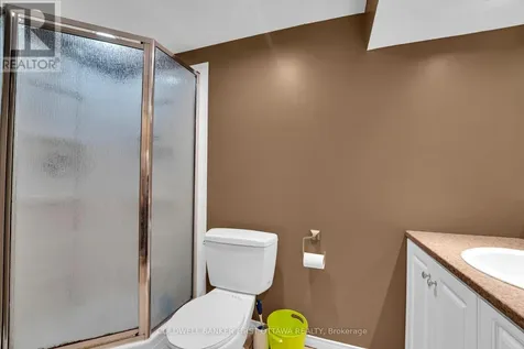937 Markwick Crescent Ottawa ON K4A 4J1