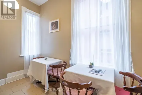 431 Gilmour Street Ottawa ON K2P 0R5