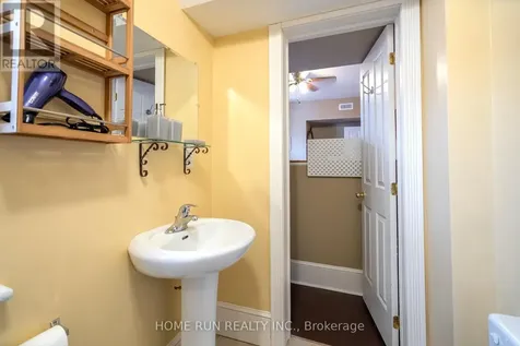431 Gilmour Street Ottawa ON K2P 0R5