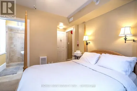 431 Gilmour Street Ottawa ON K2P 0R5