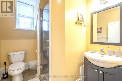431 Gilmour Street Ottawa ON K2P 0R5