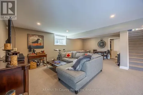 18 Belmont Avenue Tillsonburg ON N4G 5W5