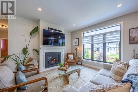 18 Belmont Avenue Tillsonburg ON N4G 5W5