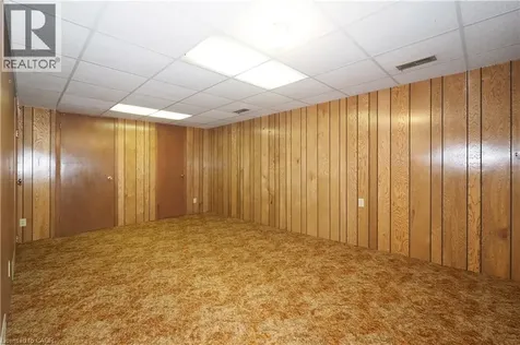 2313 Snyders Road Petersburg ON N0B 2H0