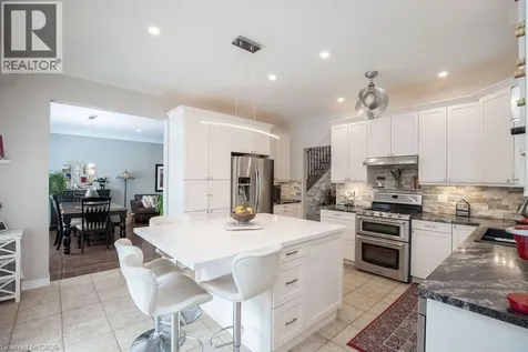 15 Meadowbank Drive Hamilton ON L9B 2Y9