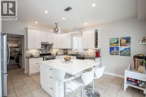 15 Meadowbank Drive Hamilton ON L9B 2Y9