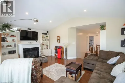 15 Meadowbank Drive Hamilton ON L9B 2Y9