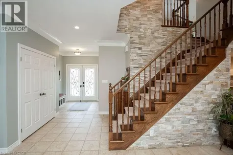 15 Meadowbank Drive Hamilton ON L9B 2Y9