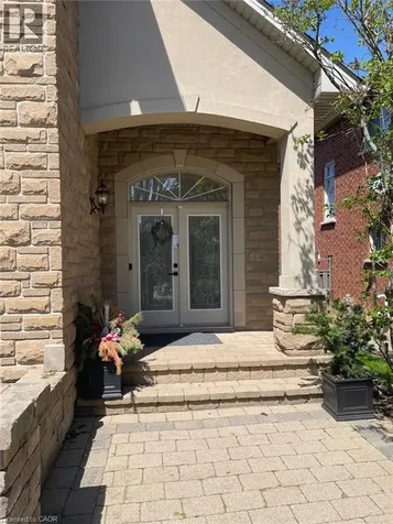 51 Tranquility Avenue Hamilton ON L9G 4Y6