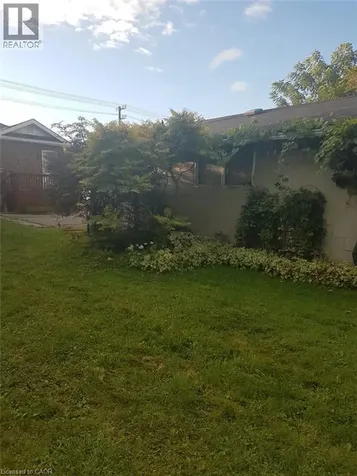 848 Upper Wellington Street Hamilton ON L9A 3R9