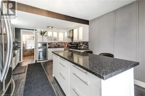 3 Waterford Crescent Stoney Creek ON L8E 4Z8