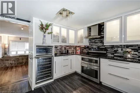 3 Waterford Crescent Stoney Creek ON L8E 4Z8