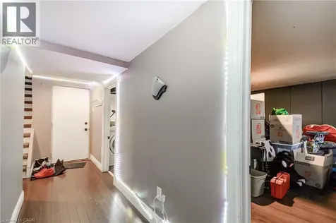 3 Waterford Crescent Stoney Creek ON L8E 4Z8