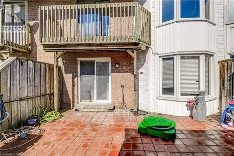 3 Waterford Crescent Stoney Creek ON L8E 4Z8